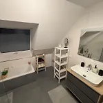 Vollklimatisierte Maisonette -whirlpool, Dachterrasse, Weitblick, Fahrstuhl, Kliniknaehe Apartmán Bad Salzuflen
