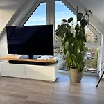 Vollklimatisierte Maisonette -whirlpool, Dachterrasse, Weitblick, Fahrstuhl, Kliniknaehe דירה באד זאלצפלן