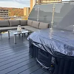 Vollklimatisierte Maisonette -whirlpool, Dachterrasse, Weitblick, Fahrstuhl, Kliniknaehe Apartmán Bad Salzuflen